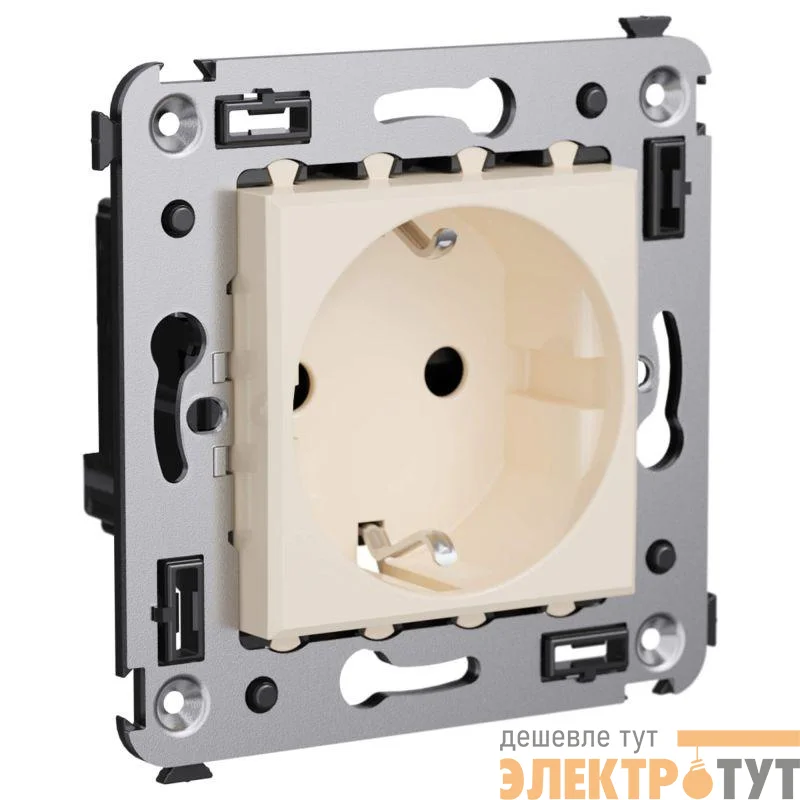 Розетка СП 3п 2P+E Avanti "Ванильная дымка" защ. шторки DKC 4405003