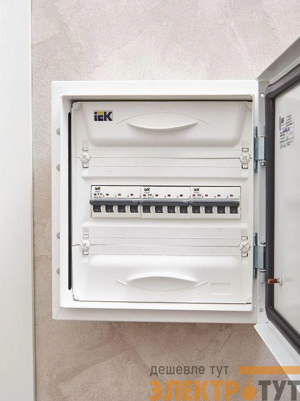 Выключатель автоматический модульный 4п C 50А M06N ARMAT IEK AR-M06N-4-C050