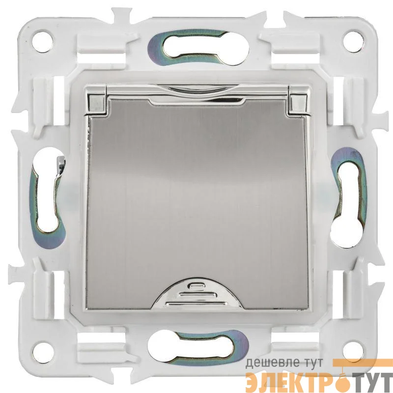 Розетка 1-м SKANDY 16А IP44 с заземл. защ. шторки с крышкой SK-R11N никель IEK SK-R16-16-44-K50