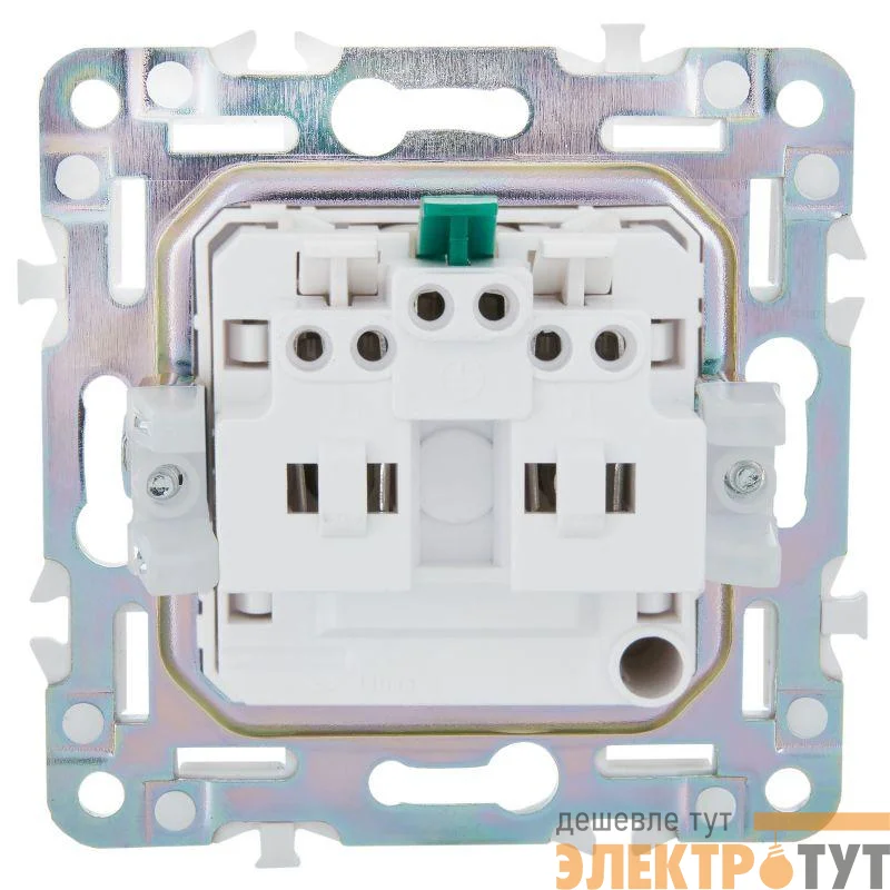 Розетка SKANDY 16А с заземл. защ. шторки безвинт. крепл. SK-R06T титан IEK SK-R14-16-1-K48