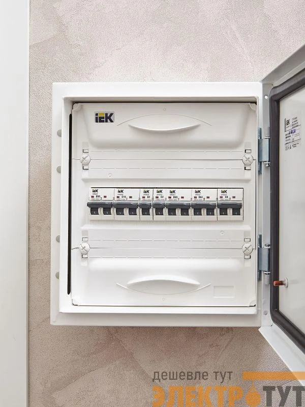 Выключатель автоматический модульный 1п D 2А M06N ARMAT IEK AR-M06N-1-D002