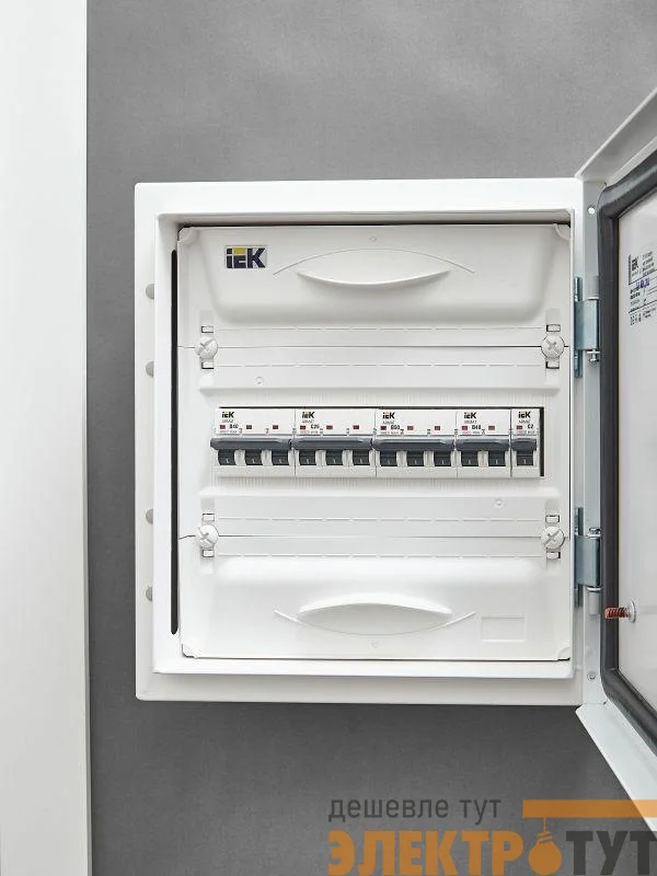 Выключатель автоматический модульный 3п B 50А M06N ARMAT IEK AR-M06N-3-B050