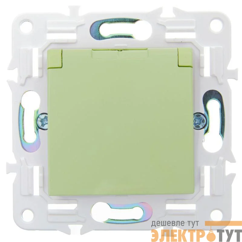 Розетка 1-м SKANDY 16А IP44 с заземл. защ. шторки с крышкой SK-R11G мятный IEK SK-R16-16-44-K06