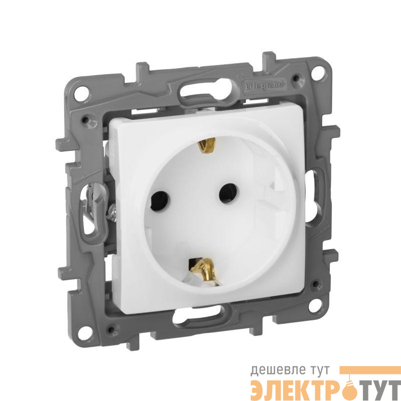 Розетка 1-м СП Etika 16А IP31 250В 2P+E с заземл. защ. шторки немецк. стандарт винтов. клеммы механизм бел. IEK 672222