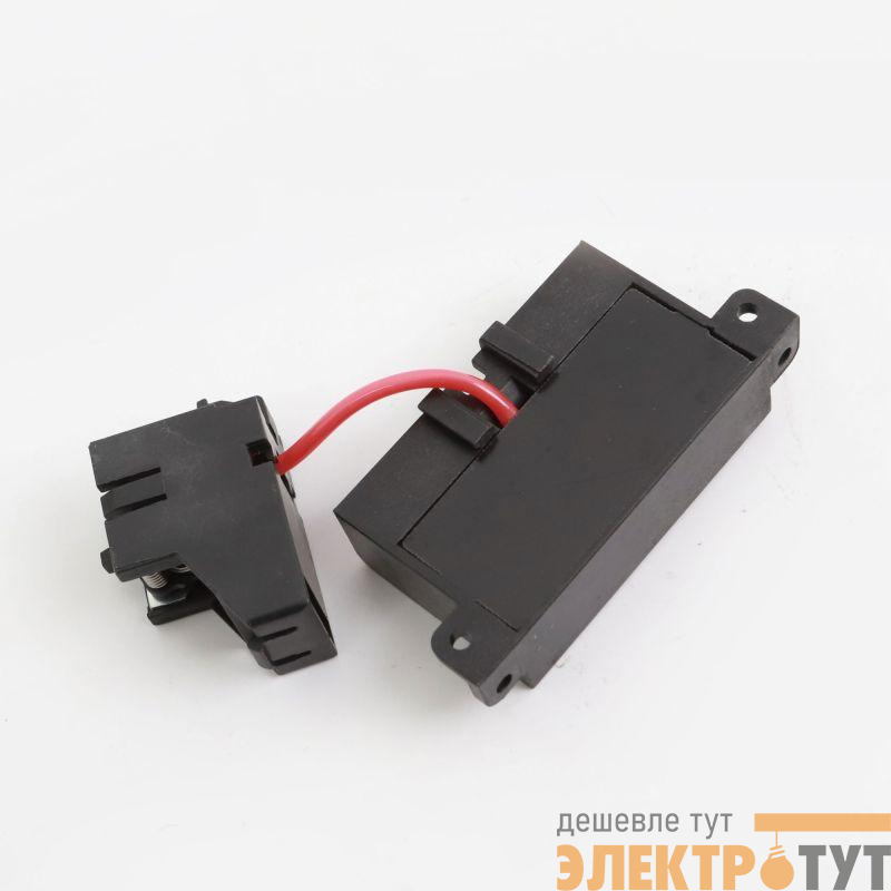 Расцепитель пониженного напряжения UVT для MGS125 напряжение AC230 DKC UVT-MGS125AC230R