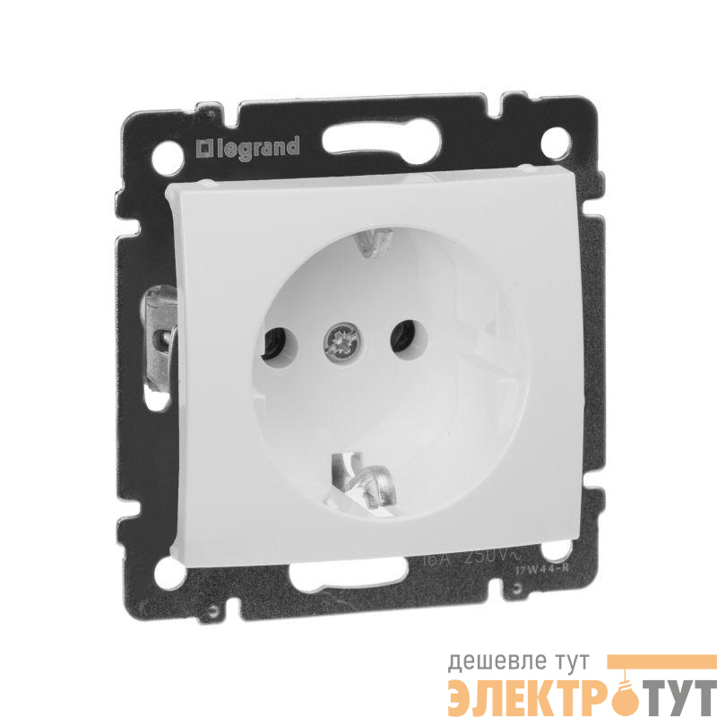 Розетка 1-м СП Valena 16А IP21 с заземл. на винтах механизм бел. IEK 774420