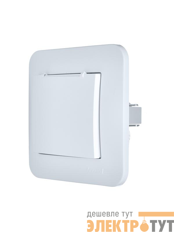 Розетка 1-м СП ASTI 16А IP20 с заземл. с крышкой термопласт в сборе бел. LEZARD 7081-0202-123В