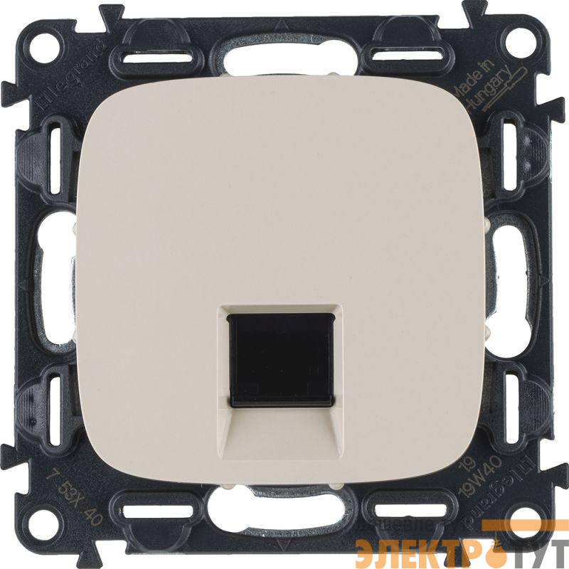 Розетка компьютерная 1-м Valena Allure RJ45 кат.5E UTP с лицев. панелью механизм сл. кость Leg 753840
